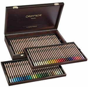 Pastelky CARAN D'ACHE Umělecké pastely v tužce 84 barev v dřevěném boxu