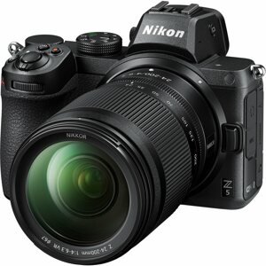 Digitální fotoaparát NIKON Z5 + Z 24-200 mm f/4-6.3