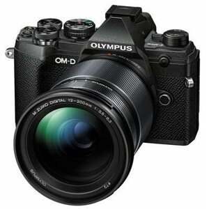 Digitális fényképezőgép Olympus OM-D E-M5 Mark III + ED 12-200 mm f/3,5-6,3 fekete