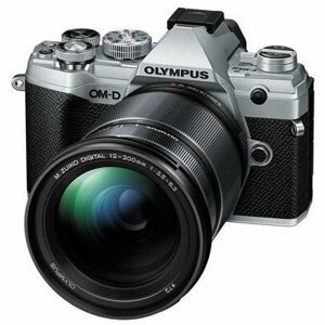 Digitális fényképezőgép Olympus OM-D E-M5 Mark III + ED 12-200 mm f/3,5-6,3 ezüst