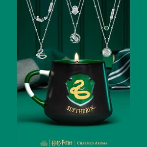 Gyertya Charmed Aroma Harry Potter Slytherin - Slytherin 326 g + nyaklánc 1 db